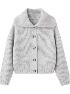 Gilet gris uni en maille tricotée avec une coupe droite et des manches longues