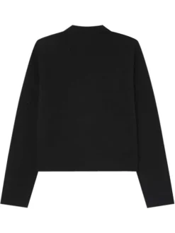 Gilet noir en maille fine avec une coupe droite et un col chemise