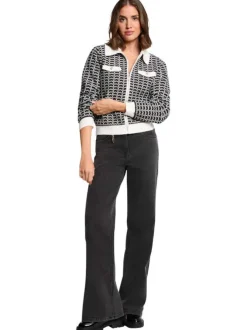 Gilet noir et blanc à motifs avec une coupe droite et un col à revers