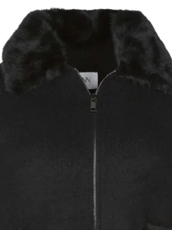 Gilet noir uni avec un zip et un col à rabats en fourrure synthétique