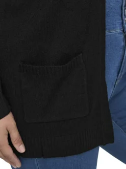 Gilet noir uni pourvu de manches longues et de poches à l'avant