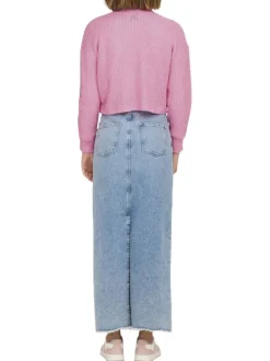 Gilet rose uni avec une coupe droite et un col v avec des boutons