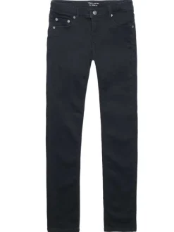 Jean noir en coton uni à style 5 poches avec une coupe skinny