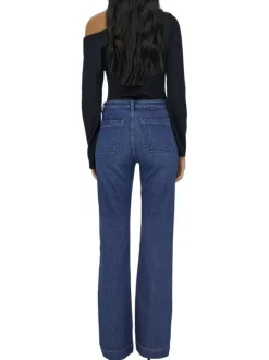 Jean bleu brut uni en coton avec une coupe bootcut et ourlet large