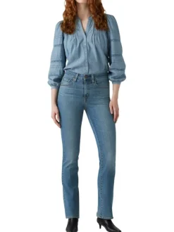 Jean 725 coupe droite en coton mélangé bleu pourvu de coutures contrastées
