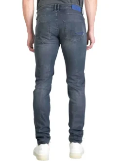 Jean 700/11 en coton anthracite délavé avec coupe slim et passants