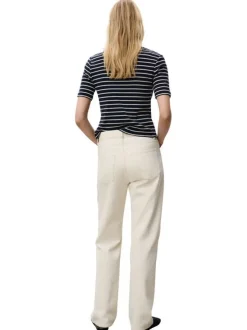 Jean en coton beige avec une coupe droite et des passants pour ceinture