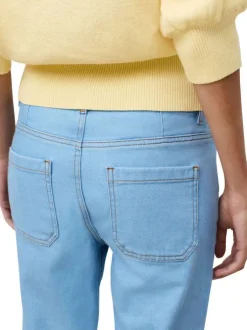 Jean en coton bleu à coupe droite pourvu de coutures contrastées