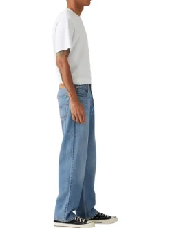 Jean 565 en coton bleu à coupe droite pourvu de multiples poches