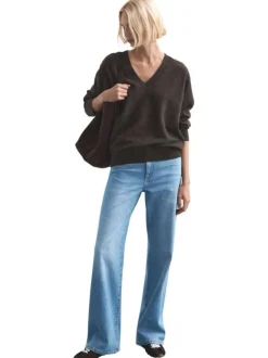Jean en coton bleu stone délavé avec une coupe bootcut et 5 poches