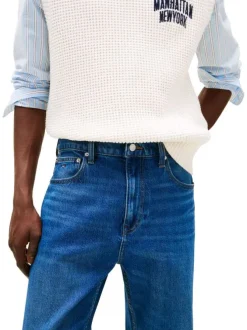 Jean en coton bleu uni avec une coupe droite à zip et à bouton