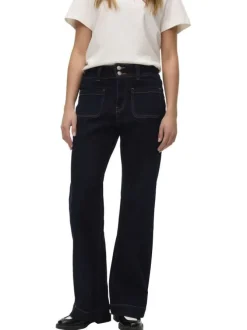 Jean en coton brut uni avec une coupe bootcut et poches plaquées