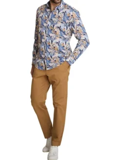Jean en coton camel à coupe ajustée pourvu de multiples poches