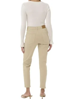Jean en coton mélangé beige uni pourvu de passants pour la ceinture