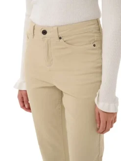 Jean en coton mélangé beige uni pourvu de passants pour la ceinture