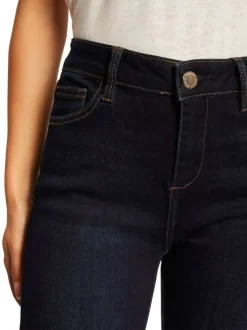 Jean en coton mélangé brut effet délavé avec une coupe droite