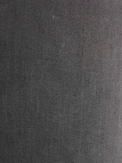 Jean en coton mélangé gris avec une coupe skinny et des passants