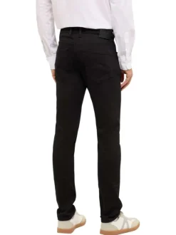 Jean en coton mélangé noir uni avec une coupe slim et 5 poches