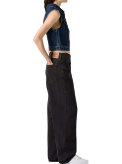 Jean 94 en coton noir uni avec une coupe ample et une taille haute