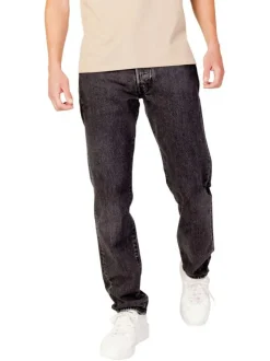Jean 501® en coton noir uni avec une coupe droite et patch cousu à l'arrière