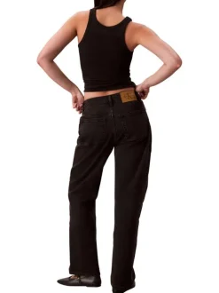Jean en coton noir uni avec une coupe droite à zip et à bouton