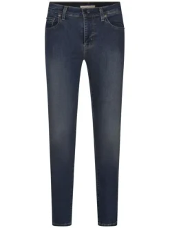 Jean en coton nuit délavé style 5 poches avec une coupe regular fit