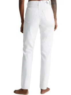 Jean en coton stone uni avec une coupe regular fit et 5 poches