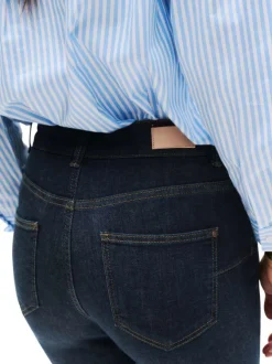 Jean en coton stone uni avec une coupe slim et un jacron marron