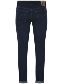 Jean indigo avec une coupe droite et une étiquette d'authentification