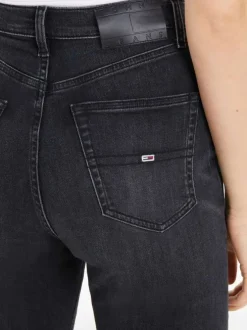 Jean Julie en coton noir uni avec une coupe regular fit et 3 poches avants