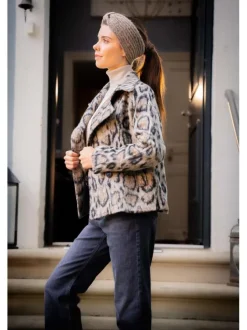 Jean Julie en coton noir uni avec une coupe regular fit et 3 poches avants
