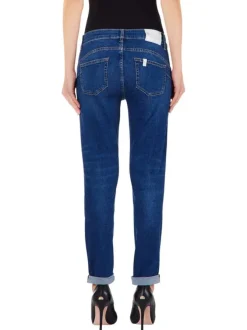 Jean Monero en coton indigo uni avec une coupe slim et un patch arrière