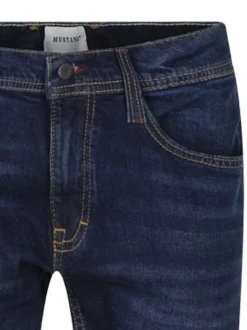 Jean Oregon Slim en coton indigo uni avec deux poches plaquées à l'arrière