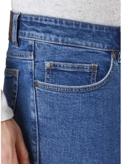 Jean Ranger en coton stone uni slim fit avec le nom de la marque sur un patch