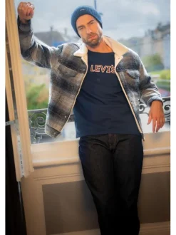 Jean 555 Relaxed Straight en coton nuit effet délavé avec une coupe droite