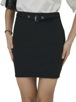 Jupe courte noire unie avec une coupe moulante et une taille élastiquée