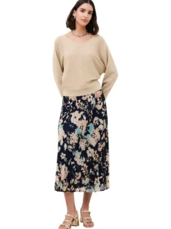 Jupe longue marine avec des motifs floraux et une coupe fluide