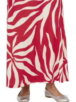 Jupe longue rouge avec des motifs floraux et une coupe fluide
