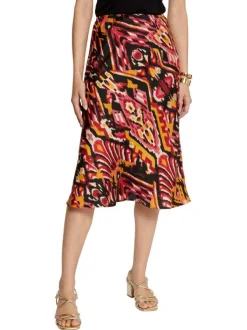 Jupe longue rouge à imprimé multicolore avec une coupe midi fluide