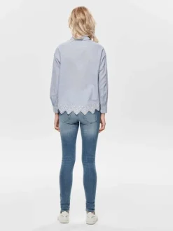 Jupe mi-longue beige pourvue d'un imprimé de chaînes entrelacées