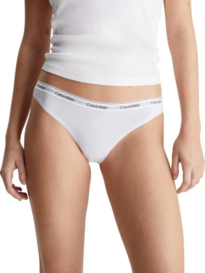 Lot de 3 strings en coton multicolores unis avec le nom de la marque