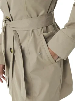 Manteau Trench beige uni avec une coupe droite et un col à revers