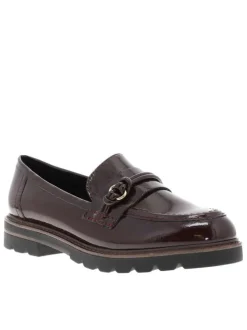 Mocassins bordeaux vernis avec semelle à talon plat et bout arrondi