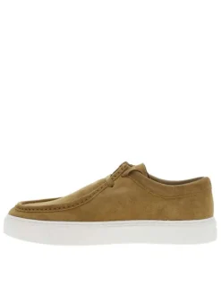 Mocassins camel en cuir nubuck avec des lacets plats et logo embossé