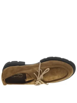 Mocassins camel à talon décroché bas avec des lacets ronds brillants