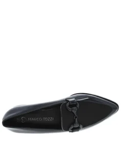 Mocassins noirs vernis à talon décroché bas avec une boucle noire