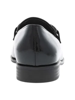 Mocassins noirs vernis à talon décroché bas avec une boucle noire