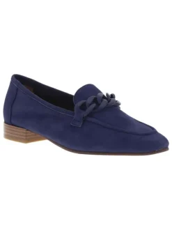 Mocassins à talon plat marines en cuir avec chaîne métallique épaisse sur le cou-de-pied