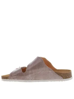 Mule en cuir froissé mauve vernis à semelle compensée et boucles à ardillon