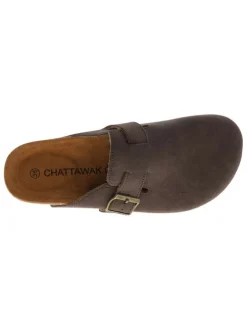 Mules chocolat avec un talon plat et pourvues d'une boucle à ardillon